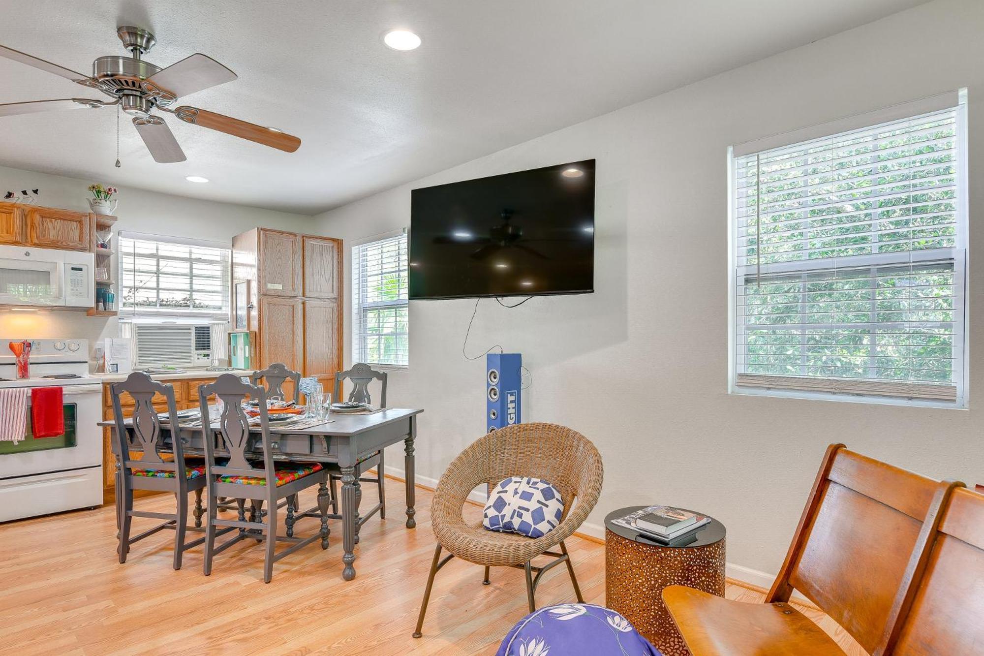 Cozy Galveston Apartment With Private Beach Pass! Екстериор снимка